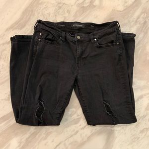 Liverpool Black Boyfriend Jean, Distressed. Sz 31